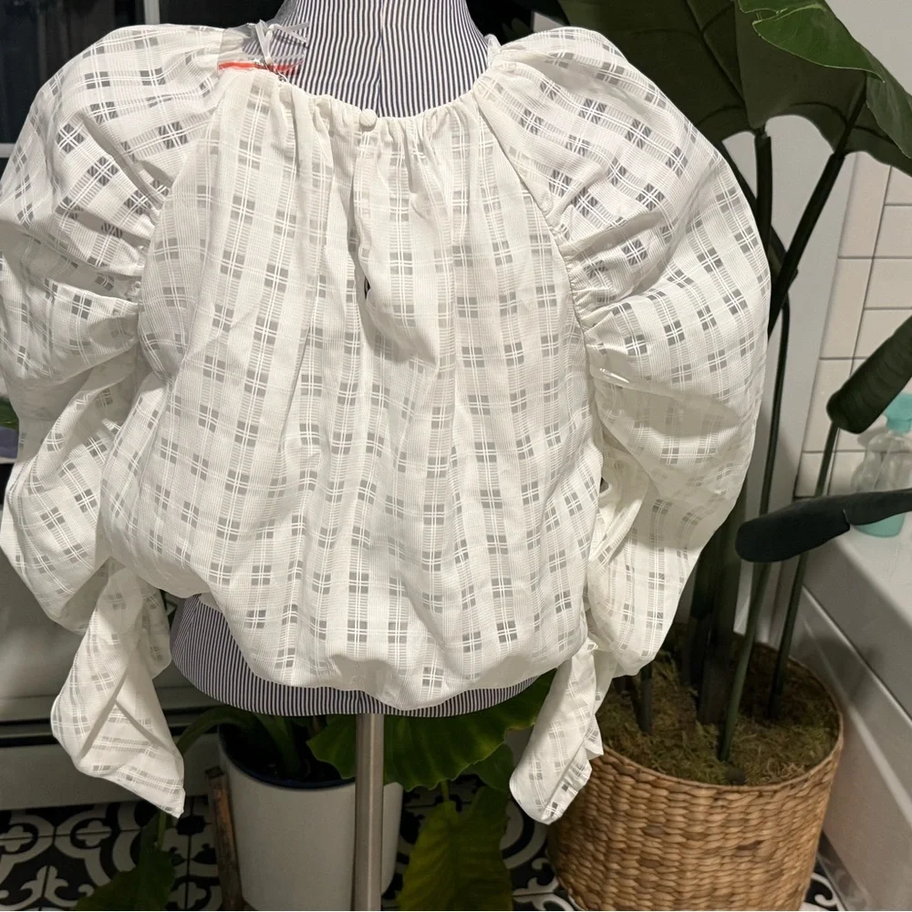 Storia Ivory Plaid Blouse Balloon Sleeve Cropped Elastic Waist. Romantic! - Picture 2 of 4